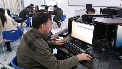 計算機網絡技術專業學什么 探索核心技術領域與職業發展路徑